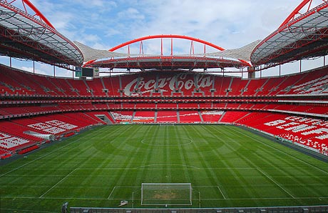 Stadionul echipei de fotbal Benfica Lisabona foto